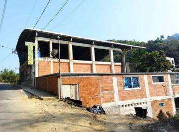 Bodega-Galpón , Piñas · Venta de Galpón en La Ciudad de Piñas