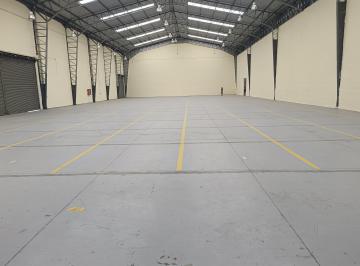Local comercial , Quito · Alquiler Galpón Bodega con Oficinas Sector Llano Grande Norte de Quito Arriendo