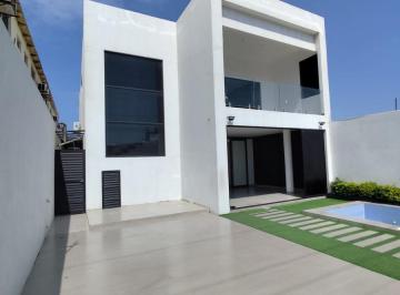 Casa · 218m² · 4 Habitaciones · 2 Estacionamientos · Venta de Casa en Salinas, Cdla. Italiana, 4 Habitaciones, Piscina. m. N.