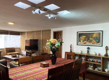 Casa · 672m² · 6 Habitaciones · 4 Estacionamientos · Quito Tenis - Casa de Arriendo - 6 Dorm.