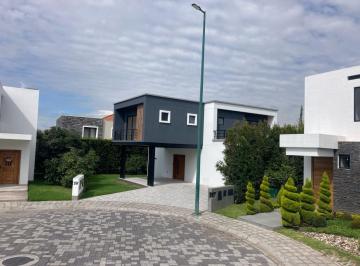 Casa de 3 habitaciones, Quito · Casa con 410 m² y 2 Habitaciones en Venta en Puembo Estrenar