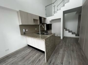 Departamento de 2 habitaciones, Quito · Se Renta Dúplex de Dos Dorm. Cerca de República de El Salvador