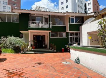 Casa , Quito · Arriendo Exelente Casa Comercial Frente Iglesia de La Paz 11 Parqueos