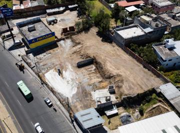 Terreno / Lote · 1m² · Pifo, Terreno en Renta, 1946 m², Cos Total 100%, Frente 50.20