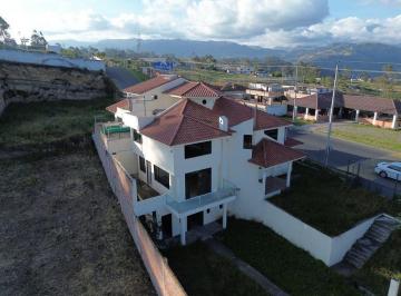 Casa · 263m² · 3 Habitaciones · Csa en Venta, Sector Chibuleo San Alfonso, Parroquia Juan Benigno Vela, Ambato, Tungurahua.