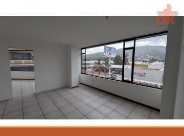 Oficina comercial de 1 habitación, Quito · Amplia Oficina de Arriendo en Pleno Corazón de Tumbaco