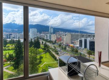 Suite de 1 habitación, Quito · Suite Amoblada Frente Al Parque La Carolina | Vista Panorámica | Piso Alto | $700