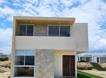 Casa · 118m² · 4 Habitaciones · 2 Estacionamientos · Casa en Venta, Modelo B, Punta Arrecife, 4 Dorm. Frente Al Mar