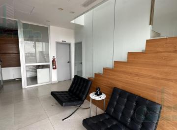INGRESO · Oficina en Venta de 2 Pisos Plaza Proyecto