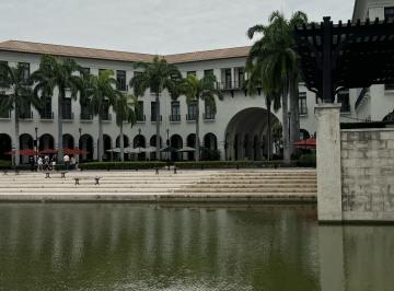 Terreno / Lote , Guayaquil · Plaza Lagos Terrenos Al Canal y Medianeros