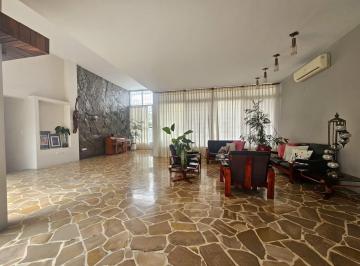 Casa de 7 habitaciones, Guayaquil · Venta Propiedad en Urdesa Central, Bálsamos - I. Alarcón