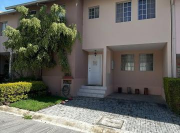 Casa de 3 habitaciones, Quito · Se Renta Casa Dentro de Conjunto Sector Mitad del Mundo