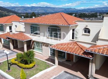 Casa de 3 habitaciones, Quito · Casa en Venta en La Armenia – Valle de Los Chillos