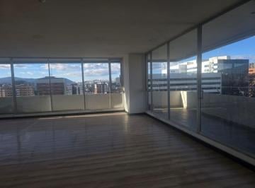 Oficina comercial , Quito · Rento Hermosa Oficina de Lujo Edificio Corporativo Metropolitan La Carolina