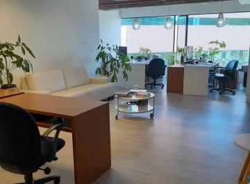 Oficina comercial , Quito · Oficina de Oportunidad en Venta en 12 de Octubre Sector Swiss Hotel