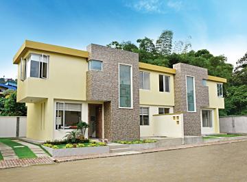 Exterior · Casa en Venta por Estrenar en Conjunto Cerrado - Bombolí - Santo Domingo