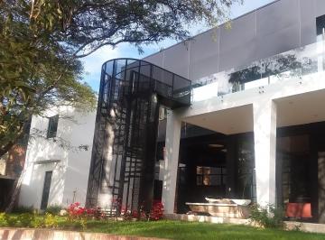 Casa de 5 habitaciones, Quito · Venta Casa con Piscina y Ascensor en Nayon Exclusiva Urbanizacion