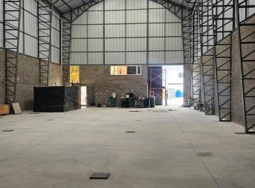 Bodega-Galpón de 2 habitaciones, Quito · Alquilo Galpón Industrial Calacali Alto Impacto