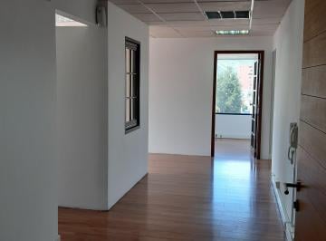 Oficina comercial , Quito · Oficina en Sector Comercial y Financiero
