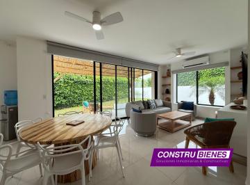 Casa de 3 habitaciones, Manta · Casa Una Sola Planta, Amoblada en Urb Montecristi Golf