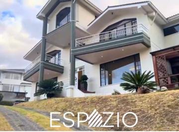 Casa de 4 habitaciones, Quito · Casa de Lujo en Venta Sector San Juan Alto de Cumbaya