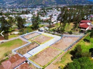 Terreno / Lote , Quito · Terreno de 446 m² en Venta en Cumbayá