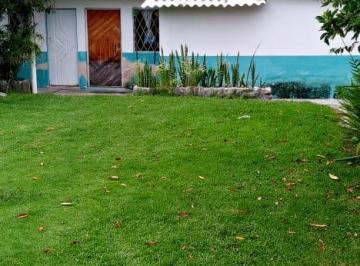 Casa de 2 habitaciones, Antonio Ante · De Venta Casa Campestre en Antonio Ante