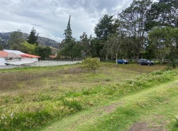 Terreno / Lote · 1m² · Hermoso Terreno, Sector Zhullin (1 Hectarea)