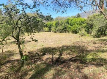 Hacienda-Quinta · 300m² · 3 Habitaciones · 20 Estacionamientos · Propiedad en Venta con 10.000 m² de Terreno, en Gualaceo Sector Cértag