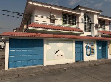 Casa 225m² Venta Garzota · Para Inversionista: Garzota 1 con Uso Suelo Comercial Frente Parque