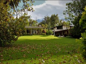 Terreno / Lote de 4 habitaciones, Quito · Vendo Terreno 11.500 m² en La Ruta Viva