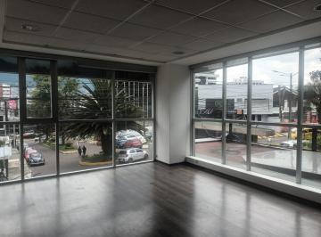 Oficina comercial · 47m² · 2 Estacionamientos · La Paz, Oficina en Venta, 47 m², 1 Ambiente