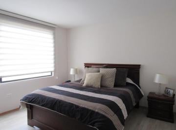 Casa · 197m² · 3 Habitaciones · 2 Estacionamientos · Casa en Venta en Locoa Sector Santa Elena en Latacunga