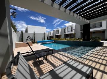 Casa · 133m² · 3 Habitaciones · 2 Estacionamientos · Tumbaco, Hermosa Casa por Estrenar, Generador, Piscina, $178.800
