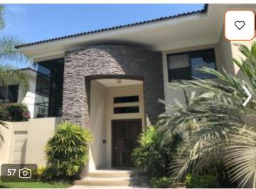 Consultorio de 4 habitaciones, Guayaquil · Venta Casa Lago Sol Samborondon Al Pie del Lago