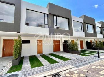 Casa de 3 habitaciones, Quito · Casas por Estrenar de Venta en Santa Rosa - Tumbaco
