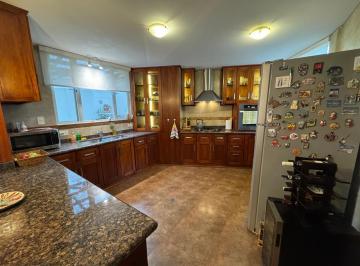 COCINA · Vendo Linda Casa en Cumbaya, en Urbanización, 3 Dorm., Baño Social, un Solo Dueño, Excelente!