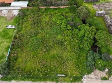 Terreno / Lote · 2169m² · 10 Estacionamientos · Venta Terreno en La Ceramica Tumbaco 2.169 m²
