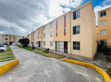 Casa de 3 habitaciones, Quito · Casa de Venta en Quito, Ciudad Bicentenario.