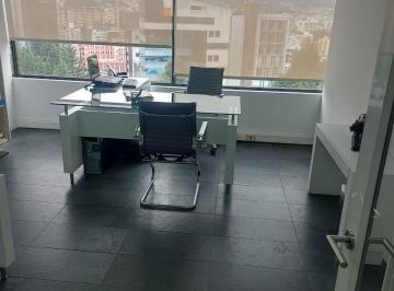 Oficina comercial · 220m² · 4 Estacionamientos · Oficina de Venta Ubicada en Quito, Edificio Concorde, 12 de Octubre
