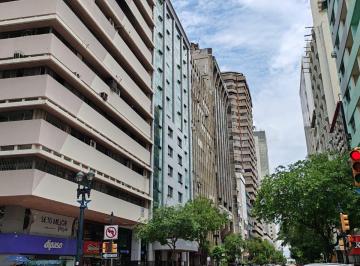 Oficina comercial de 2 habitaciones, Guayaquil · Oficina en Venta – Centro de Guayaquil, Edificio Plaza, Zona 9 de Octubre (W. L)