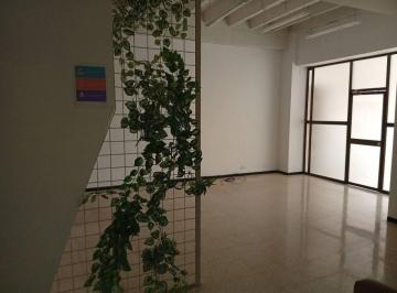 Oficina comercial de 3 habitaciones, Guayaquil · Se Alquila Oficina en Centro de Guayaquil