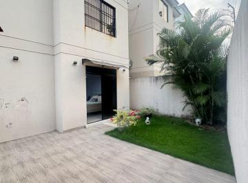 Departamento de 3 habitaciones, Guayaquil · Vendo Departamento, Porto Alegre, Planta Baja Tres Dorm.