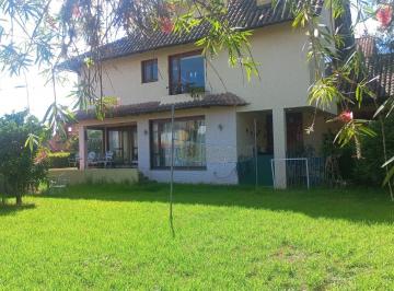 Casa de 3 habitaciones, Quito · (My) Hermosa Casa de Venta en Cumbayá Sector El Reservorio