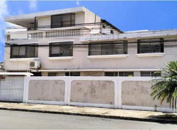 Casa de 9 habitaciones, Guayaquil · Casa Rentera en Venta