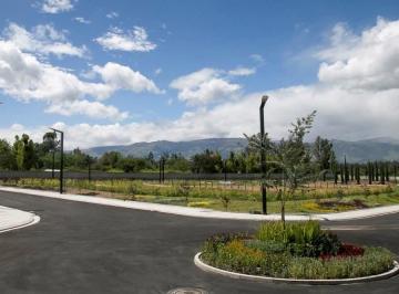 Terreno / Lote , Quito · Vendo Lindo Terreno Puembo Sector Arrayanes 972 m $ Urb Cerrada