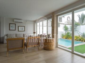 Casa de 3 habitaciones, Salinas · Casa con Piscina a Pasos del Mar en Salinas