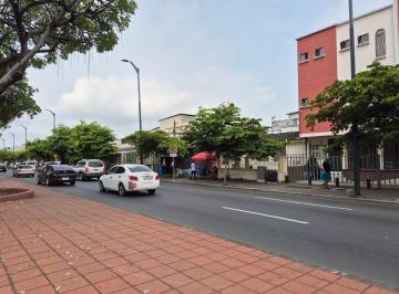 Local comercial de 3 habitaciones, Guayaquil · Sobre La Av Luis Plaza Dañin, Sector Comercial, Fae, Atarazana