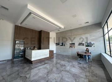 Oficina comercial · 55m² · 1 Estacionamiento · Oficinas de Estreno Ceibos Excelente Ubicación y Vista Alest