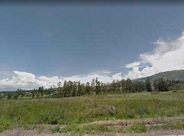 Terreno / Lote de 1 habitación, Quito · Terreno de Venta en Cumbaya - Tumbaco